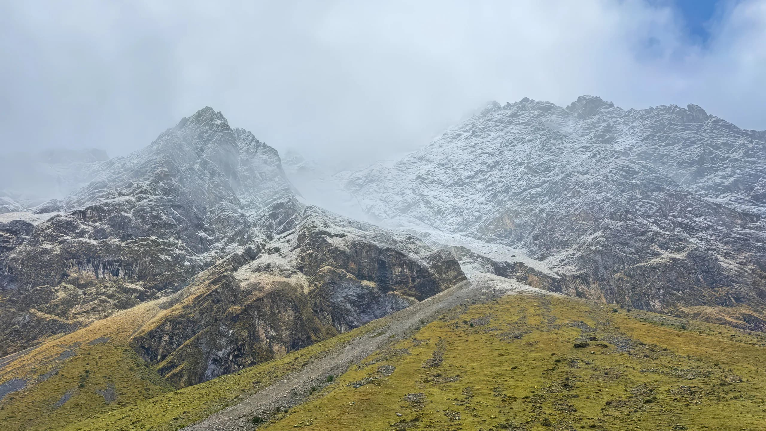 High-mountain landscape at Salkantay Pass