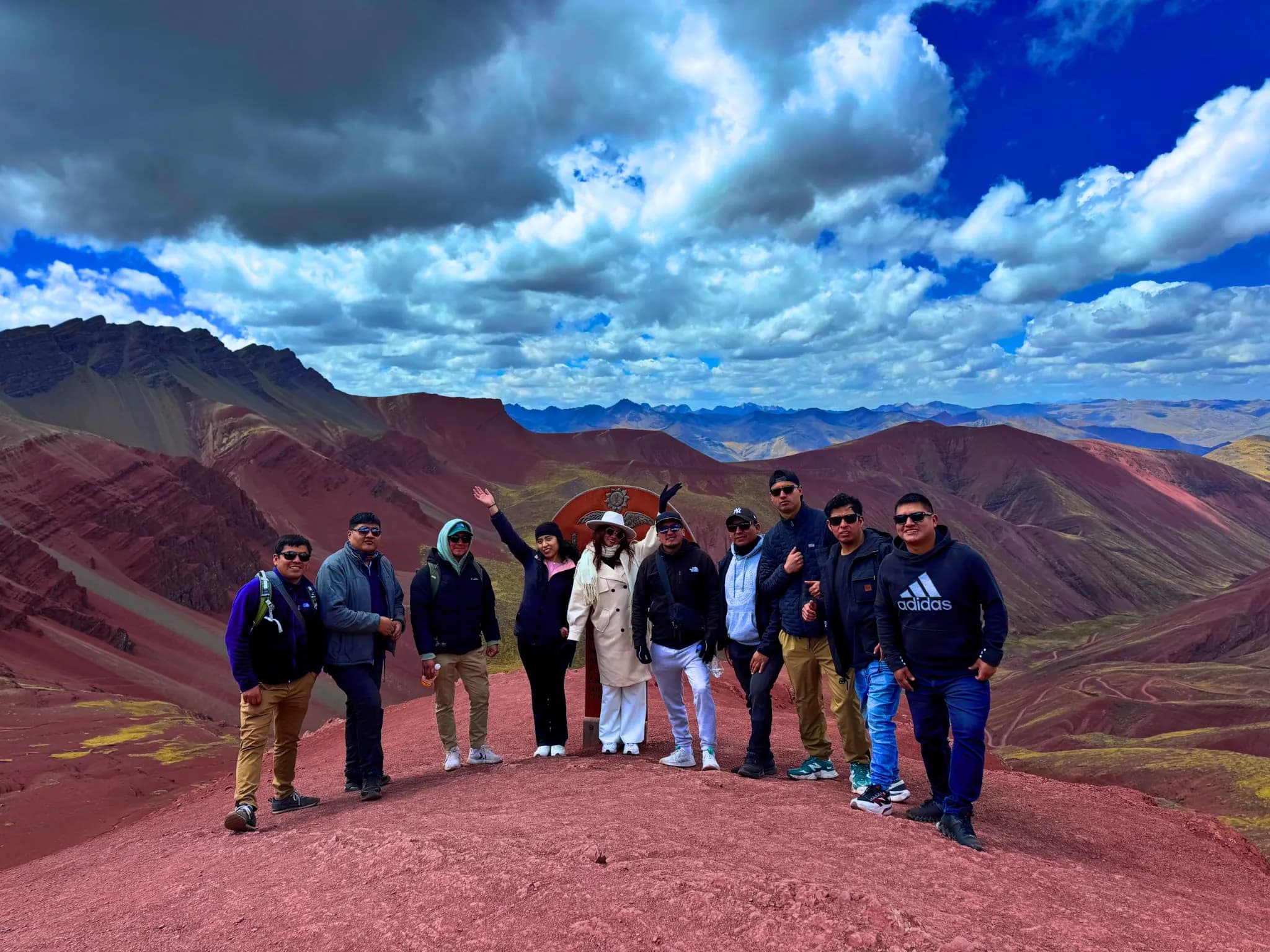 Group of travellers at Rainbow Mountain